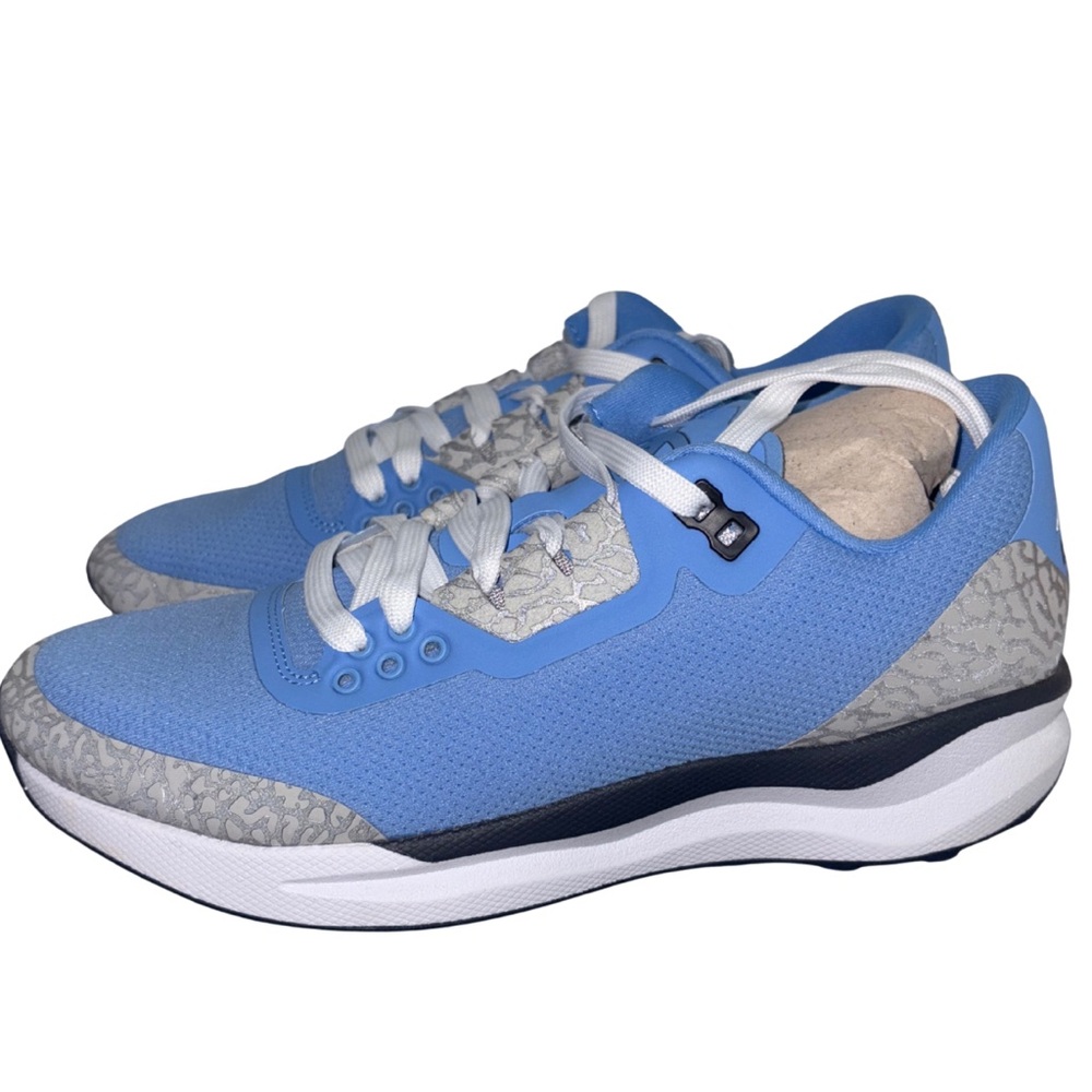 NWT Men’s Jordan Zoom Tenacity 88 UNC Sneakers Size: 7